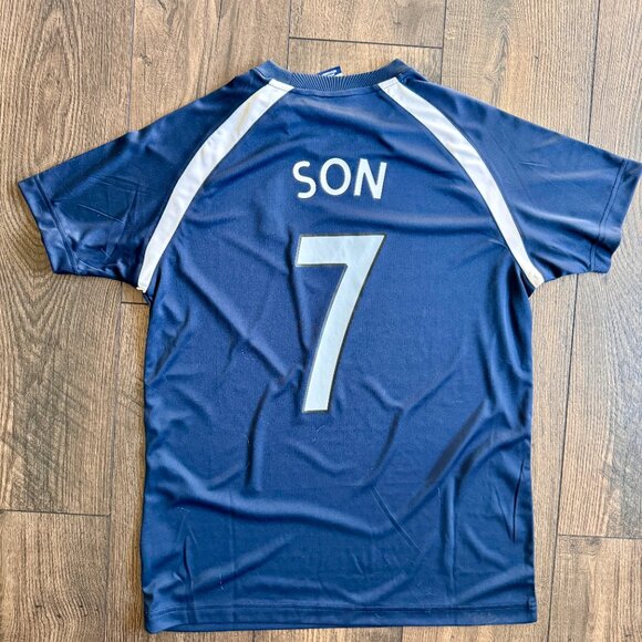 Tottenham Hotspur Son Heung-min Jersey - Picture 2 of 5